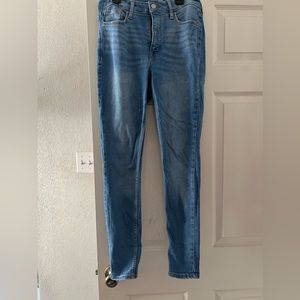 Blue super skinny jeans